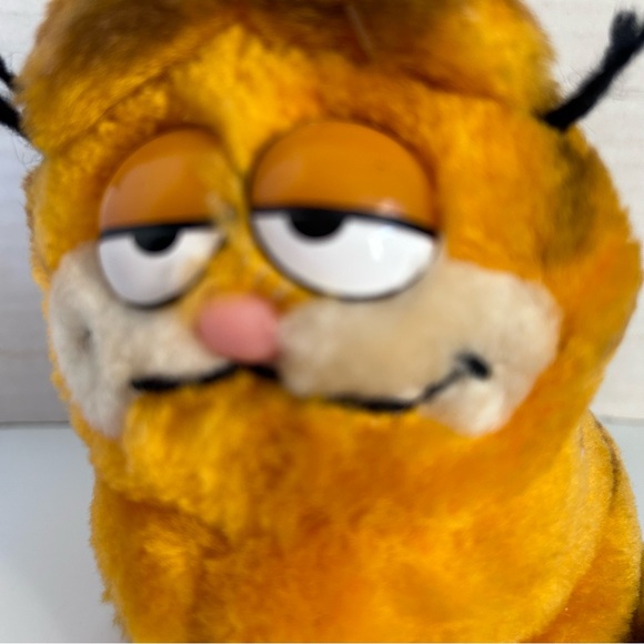 Garfield Orange Cat Sitting Plush 1978 1981 Dakin United Feature Syndicate 5” - Picture 2 of 9
